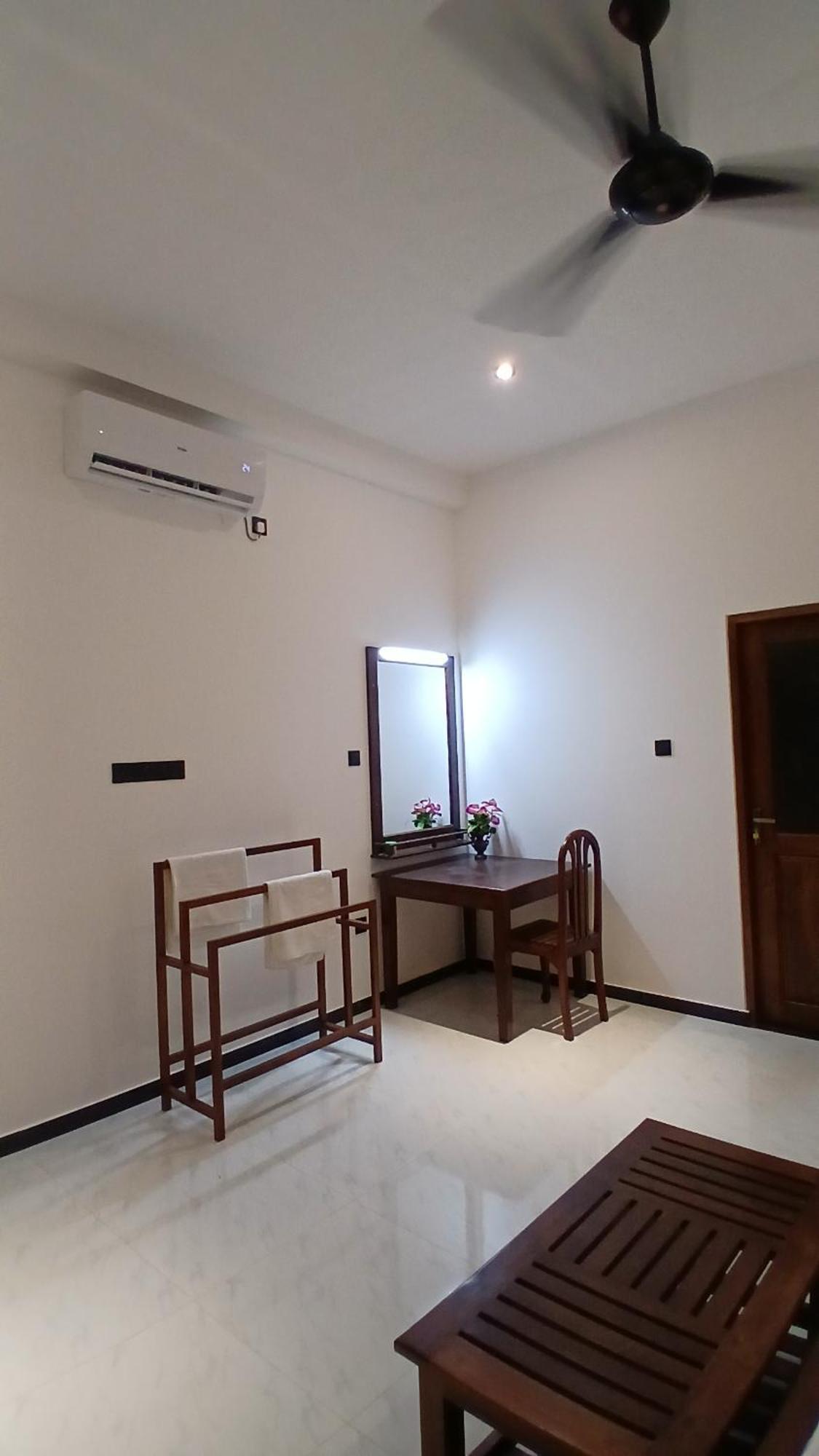 Coco Mount Residence - Hiriketiya Dikwella Sur Exterior foto
